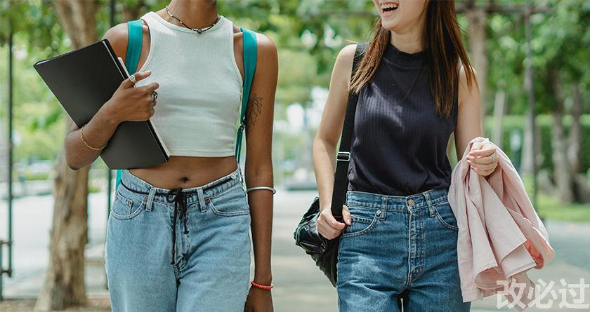 笔栈,笔栈官网,笔栈降AIGC,笔栈论文查重系统