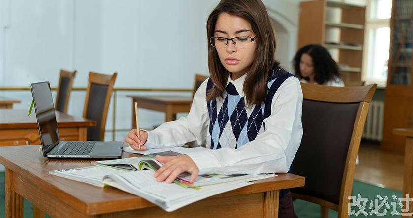 笔栈,笔栈官网,笔栈降AIGC,笔栈论文查重系统